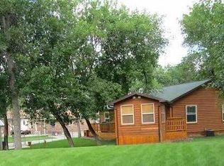 1420 E Central Ave, Minot, ND 58701