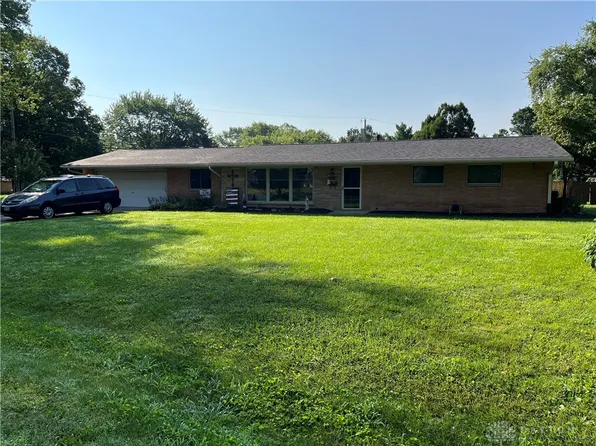 4007 Eckworth Dr, Bellbrook, OH 45305