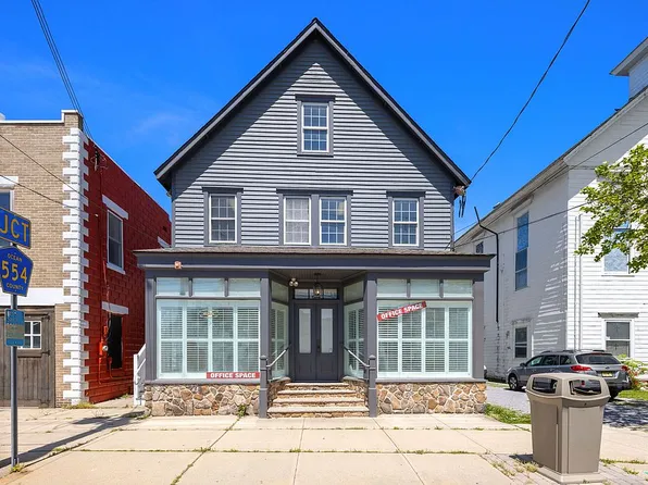 684 E Bay Ave, Barnegat, NJ 08005