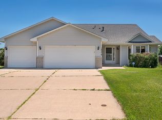 14379 Wintergreen St NW, Andover, MN 55304