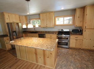 35224 Oak Ln, Shingletown, CA 96088