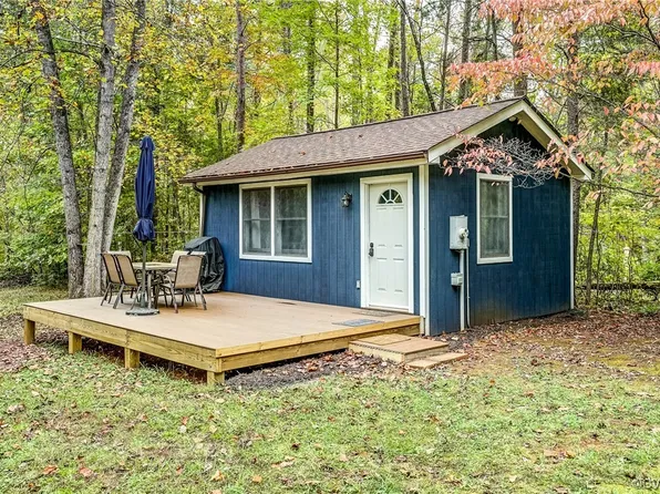 123 Plum Tree Cir, Bumpass, VA 23024