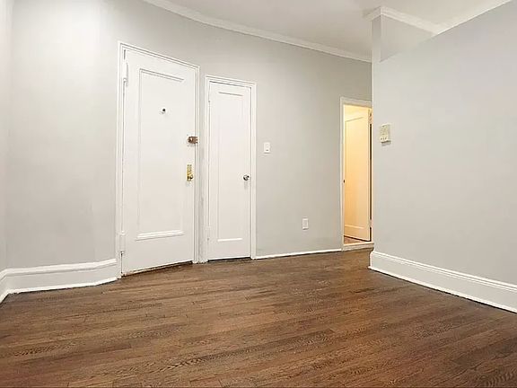 3rd image of 206 Saint Marks Ave APT 3R