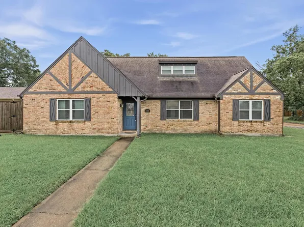 2333 Maxwell Cir, Orange, TX 77630