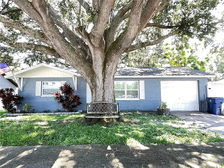 8104 Badger Ln — Photo 1