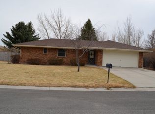 2338 Cedar Ln, Cody, WY 82414