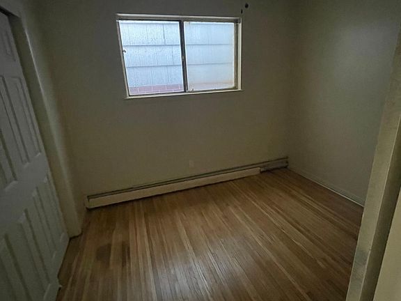 2nd image of 5930 N Hutchinson St Floor 2
