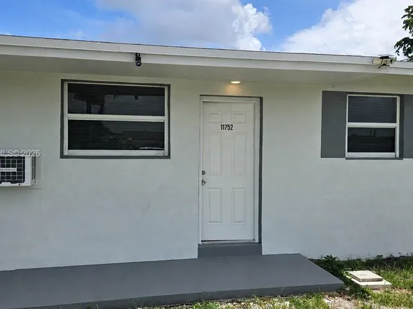 11752 SW 212th St #0, Miami, FL 33177