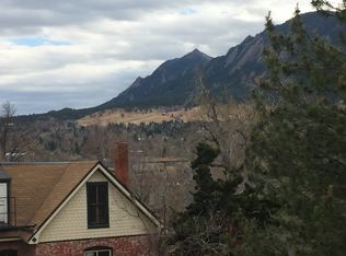 1037 Pine St APT 5, Boulder, CO 80302