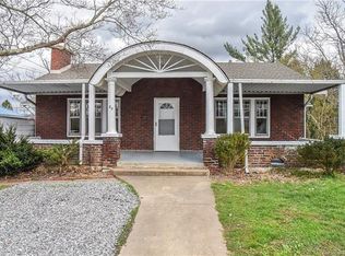 489 Newfound St, Canton, NC 28716