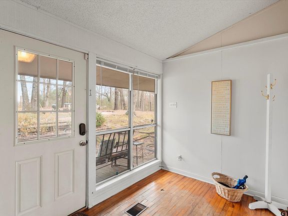 3rd image of 106 Lively Ave