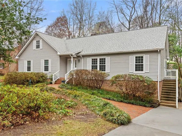 1314 Hempshire Ct, High Point, NC 27262