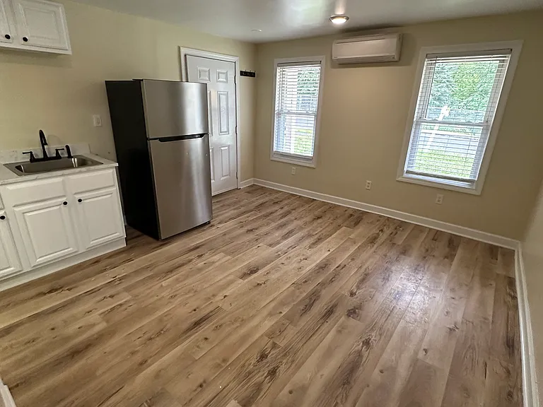 94 W Main St #2 — Photo 3