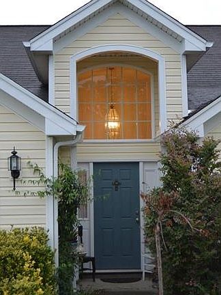 2nd image of 2931 Village Center Dr #199