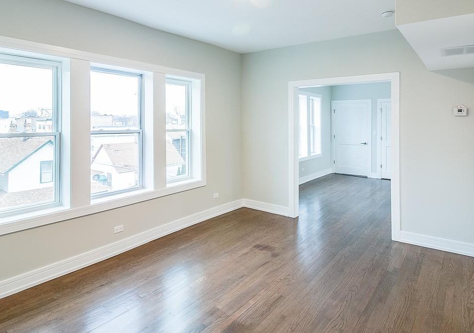 1st image of 2917 W Wabansia Ave