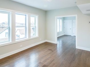 2917 W Wabansia Ave, Chicago, IL 60647