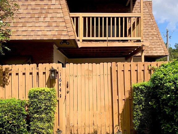 2nd image of 1644 S Park Ave