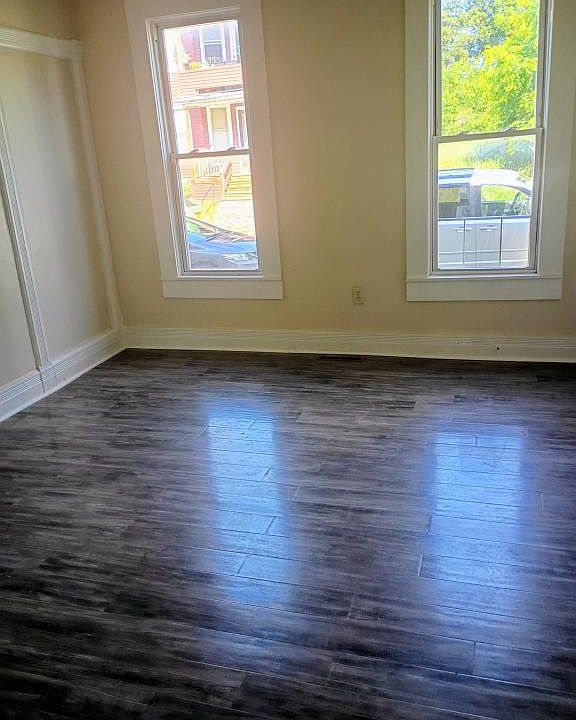 1st image of 33 Elizabeth St #1L