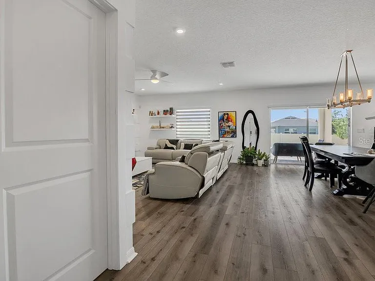 5225 Tuscany Ln — Photo 3