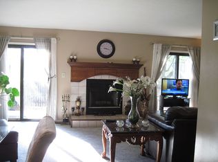 937 Morningstar Dr, Akron, OH