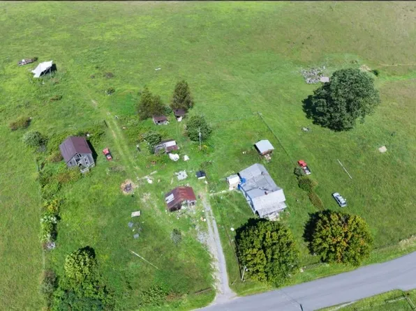 1485 Price Ridge Rd, Bland, VA 24315