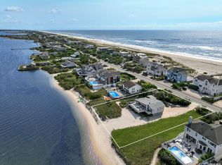 668 Dune Rd, Westhampton Beach, NY 11978