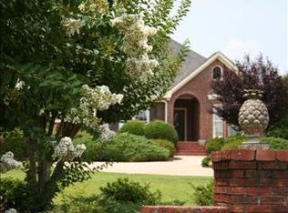 77 Mallard Ln, Locust Grove, GA 30248