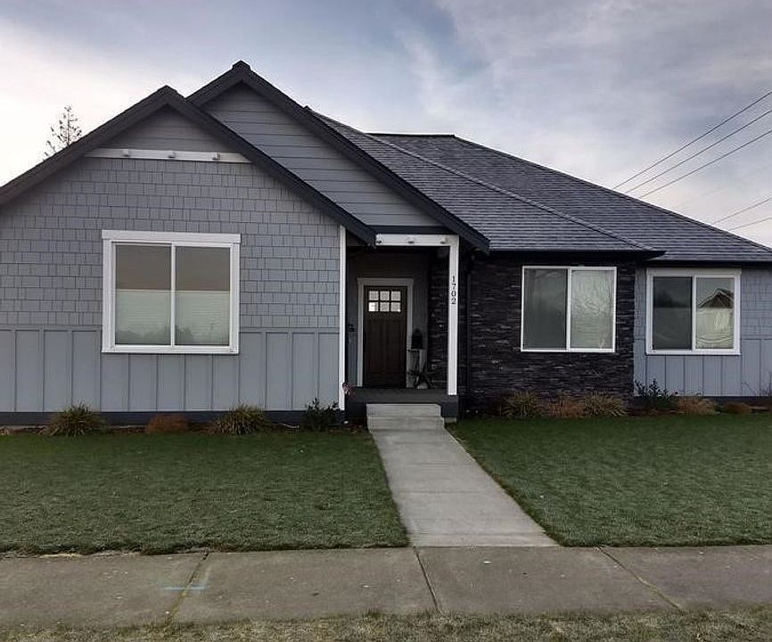 1st image of 1702 Aaron Dr