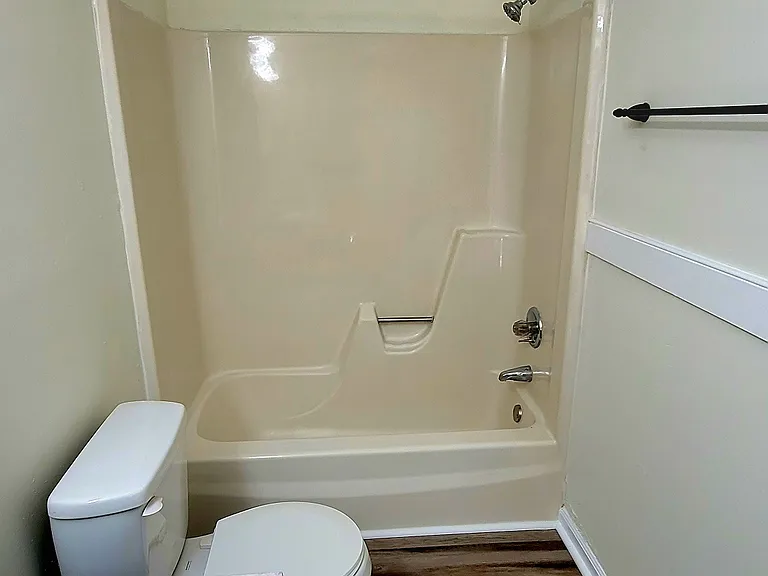 1400 Meridian Ave #12 — Photo 12