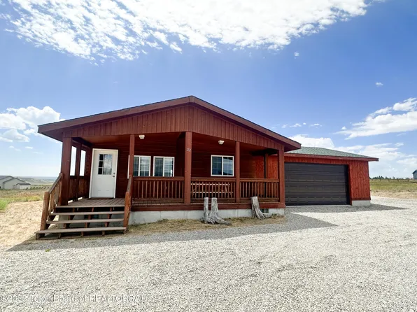 32 Merrimac Trl, Boulder, WY 82923