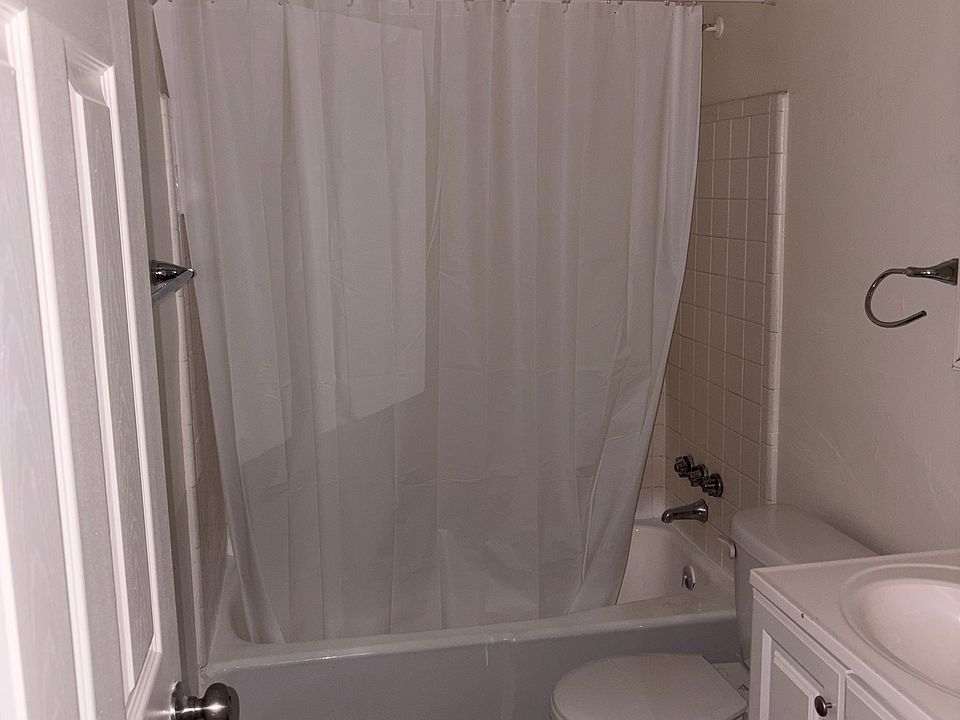 1st image of 2648 Harrison Ave #16