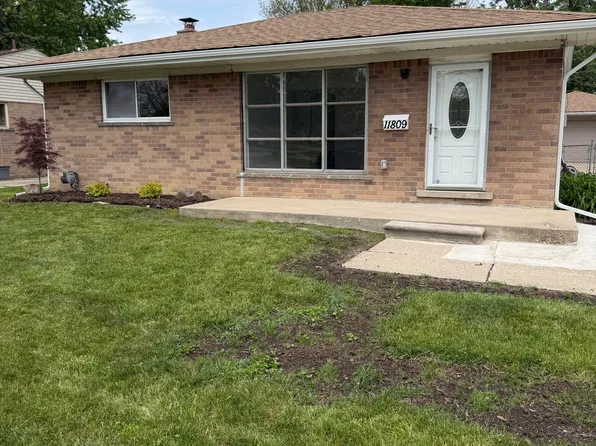 11809 McKinley Dr, Warren, MI 48089