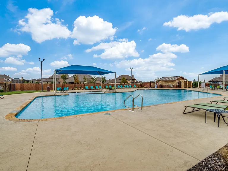 1241 Millers Creek Dr — Photo 24