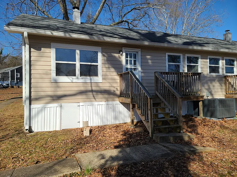 107 Hamilton Cir #107 — Photo 9