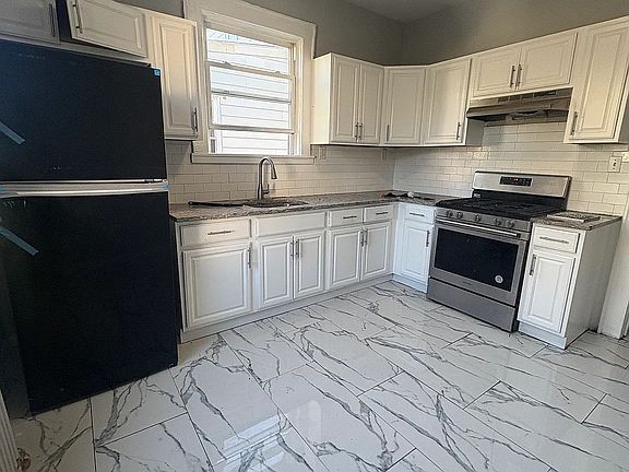 5th image of 47 Eckert Ave #B