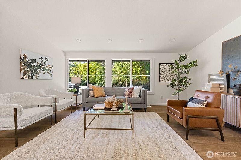 3rd image of 8655 NE 170th Street