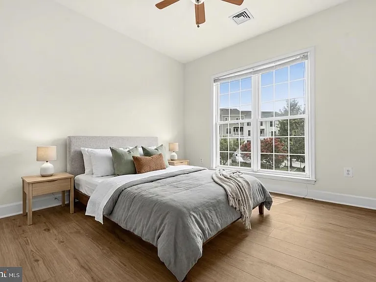 2392 Brookmoor Ln — Photo 20