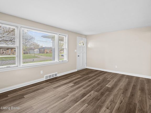 5th image of 2409 Omaha Ln