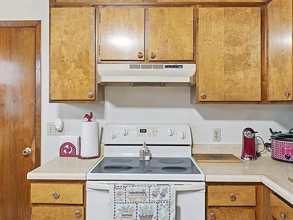 5th image of 25 Ann St S