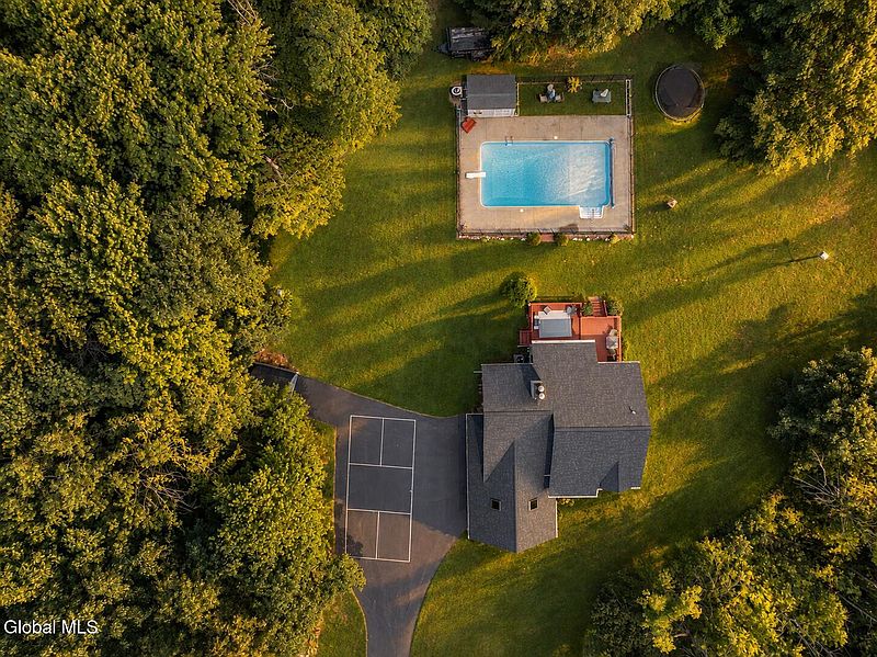 3rd image of 2611 Old Mill Road