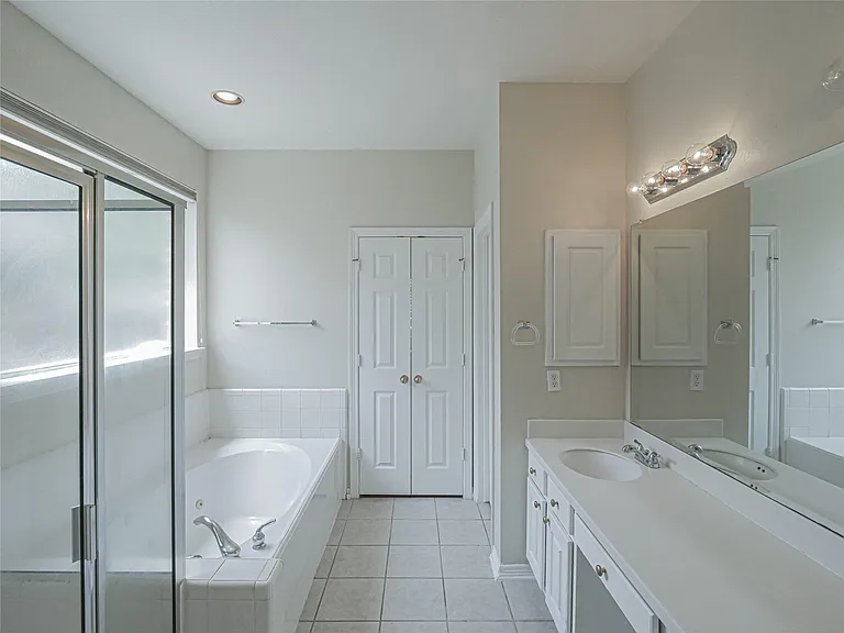 3606 Paluxy Cir — Photo 11