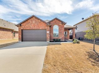 5110 Mountain View Dr, Krum, TX 76249