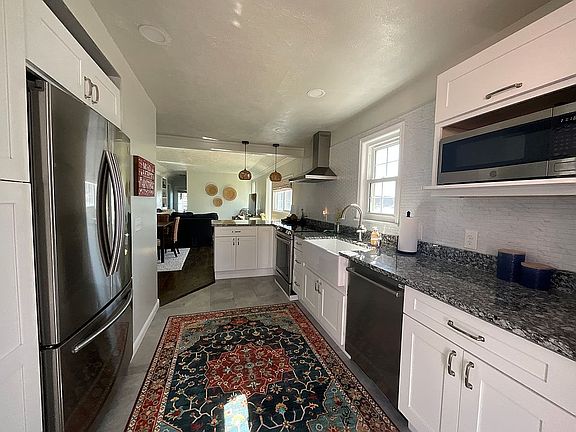 4th image of 33518 S 4505 Rd