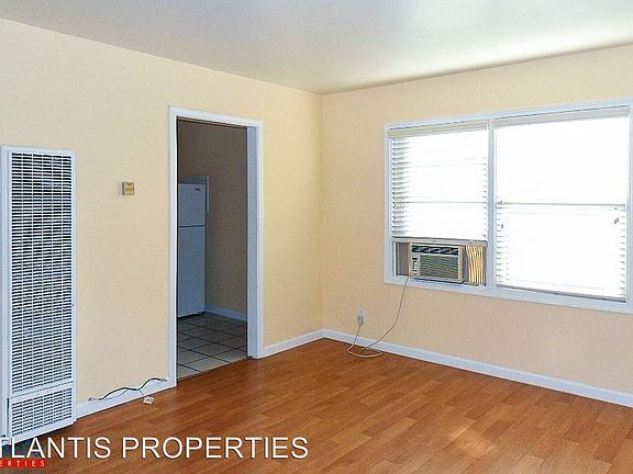 4th image of 589 N 3rd St APT 06