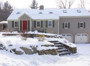 37 Woodside Rd, Harvard, MA 01451