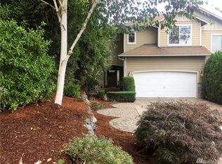 8235 NE 163rd Pl, Kenmore, WA 98028