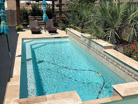 2nd image of 5823 Vineyard Creek Ln
