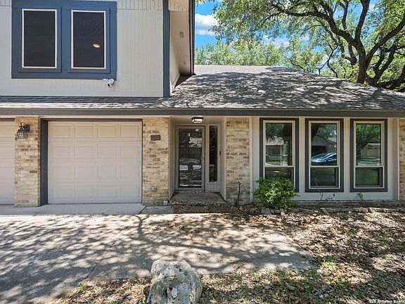 4th image of 15226 CHALET DR