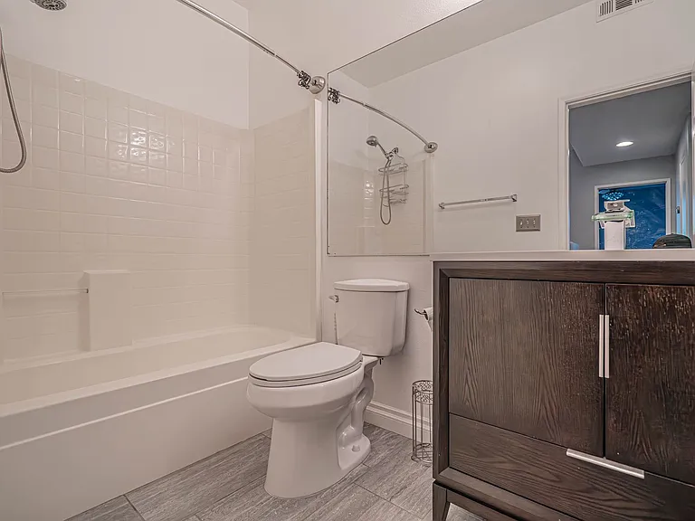 23491 Abbey Glen Pl — Photo 13