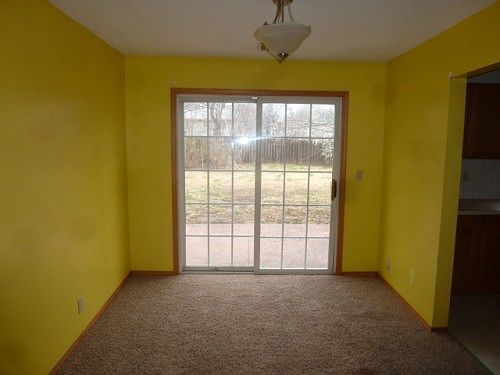 3rd image of 1424 W Olive Ave